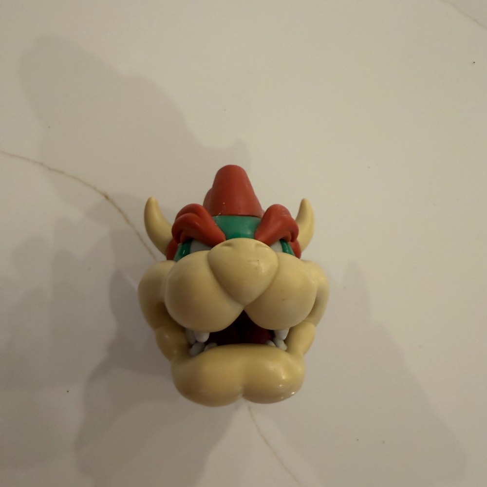 Nintendo Super Mario Bowser Head Figure  King Koopa Airship Collectible Toy